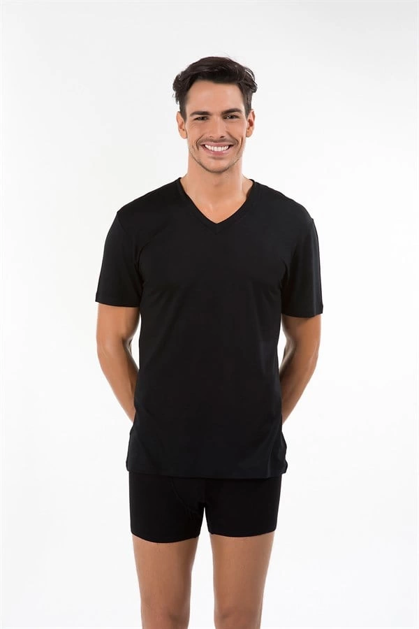 Kom%20Antonio%20V%20Yaka%20T-Shirt