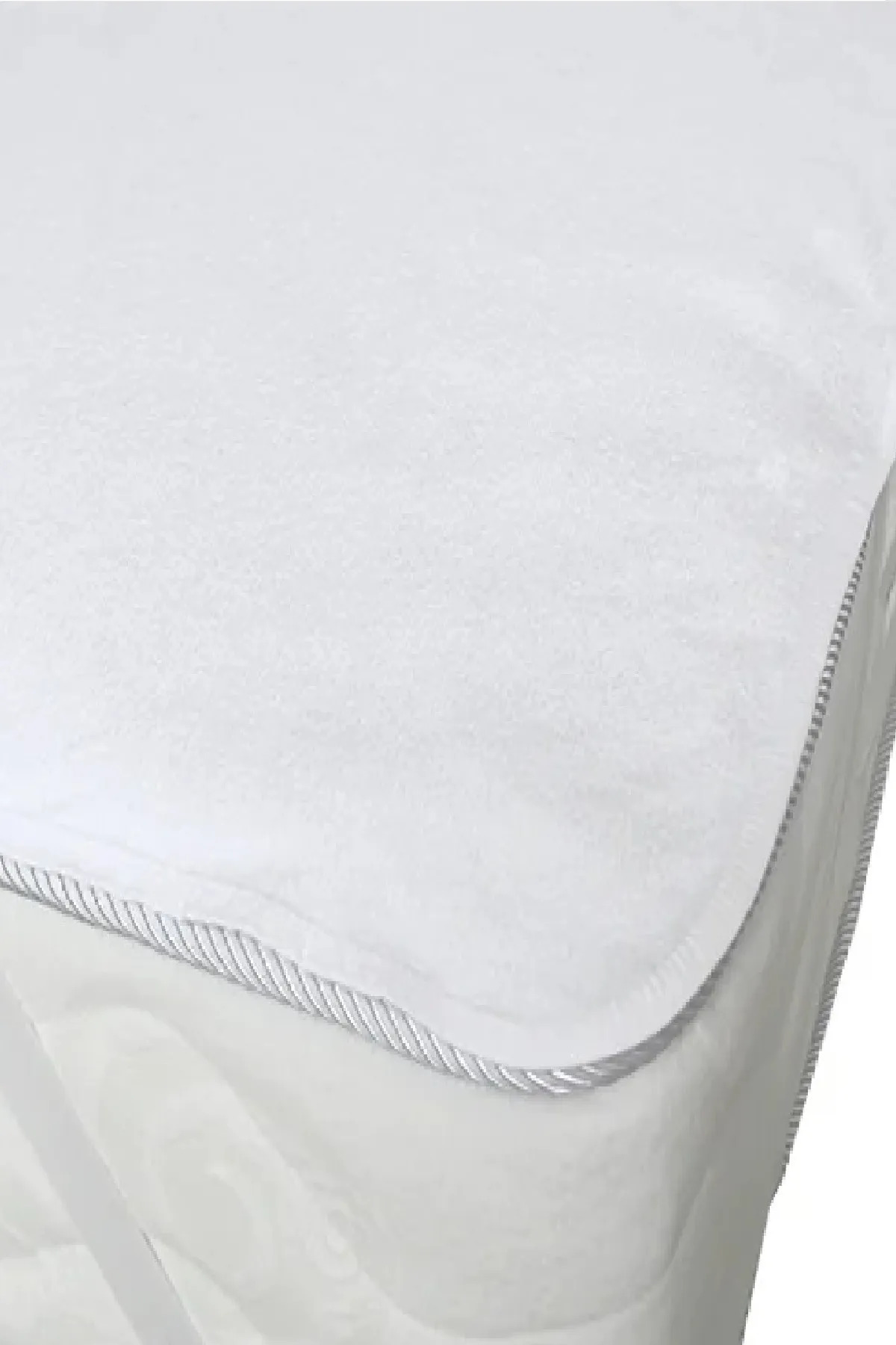 Bebesi%20Yatak%20Koruyucu%20Alez%2060x110%20Cm%20Sıvı%20Geçirmez%20Çok%20Amaçlı%20Pamuk%20Kumaş%20Köşe%20Lastikli
