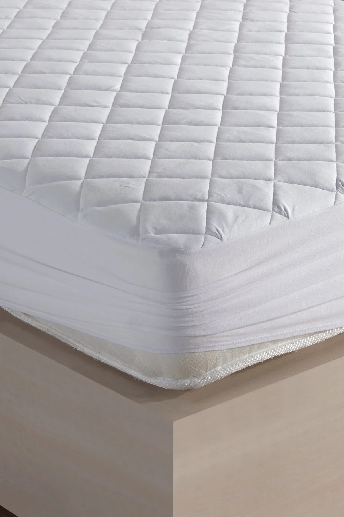 Bebesi%20Kapitoneli%20100x200%20cm%20Hava%20Geçirgen%20Yatak%20Koruyucu%20Alez