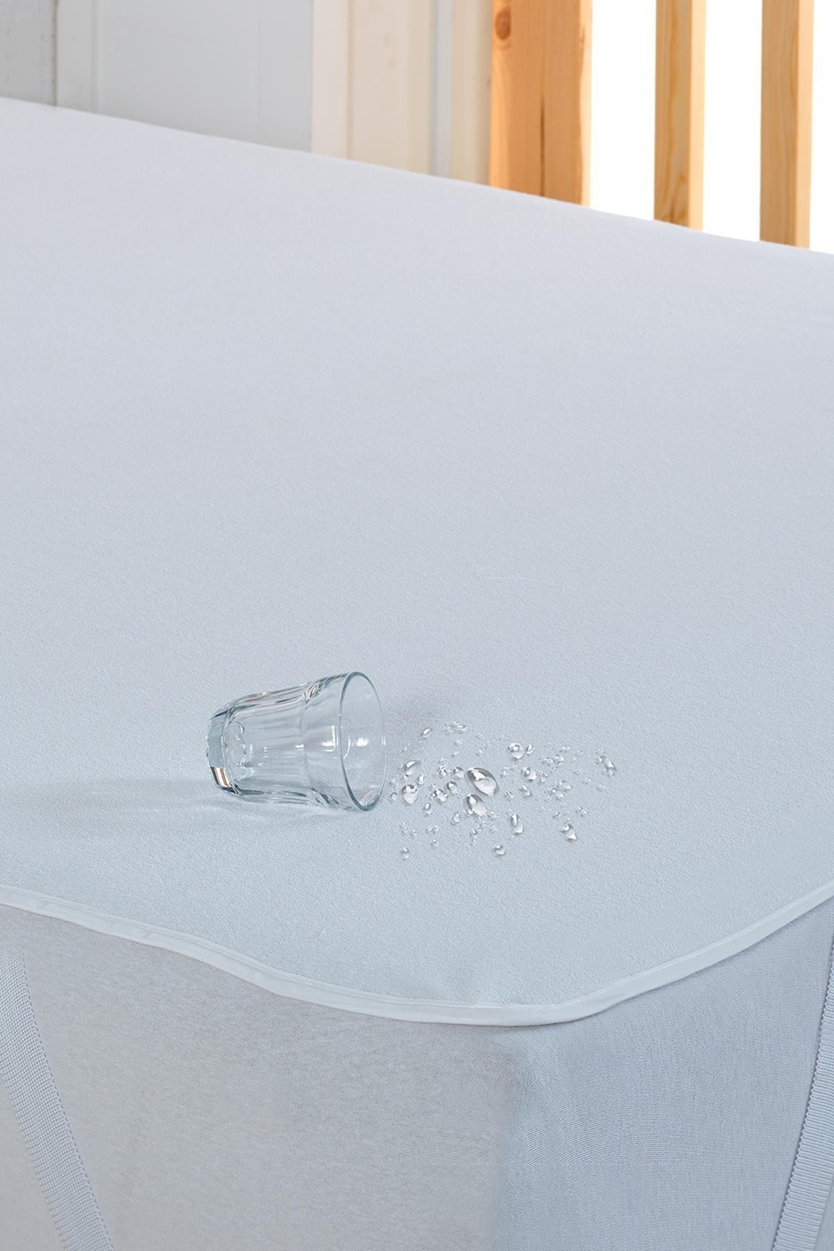 MyCey%20Tek%20Kişilik%20Sıvı%20Geçirmez%20Alez%20120x200%20Cm%20%20Micro%20Kumaş%20Köşe%20Lastikli%20%20%20Yatak%20Koruyucu%20Alez